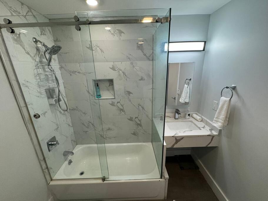 The Elegant Suite - 2Br With Great Amenities Paterson Exterior foto